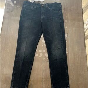 Signature Men's Dark Wash Straight Jeans